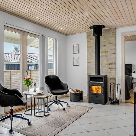 Holiday home Beautiful In With Wifi