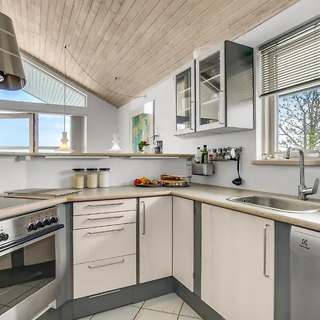 Vakantiehuis Beautiful In With Wifi