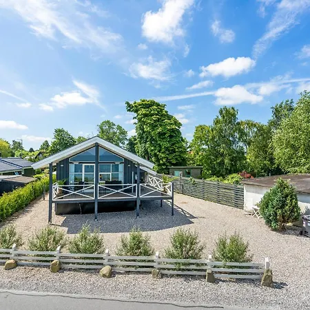 Vakantiehuis Beautiful In With Wifi *