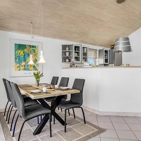 Vakantiehuis Beautiful In With Wifi Strøby Ladeplads